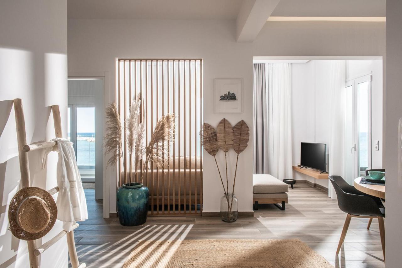 Khroma Luxury Suite 1 Beach Front Apartment Hersonissos  Exteriör bild