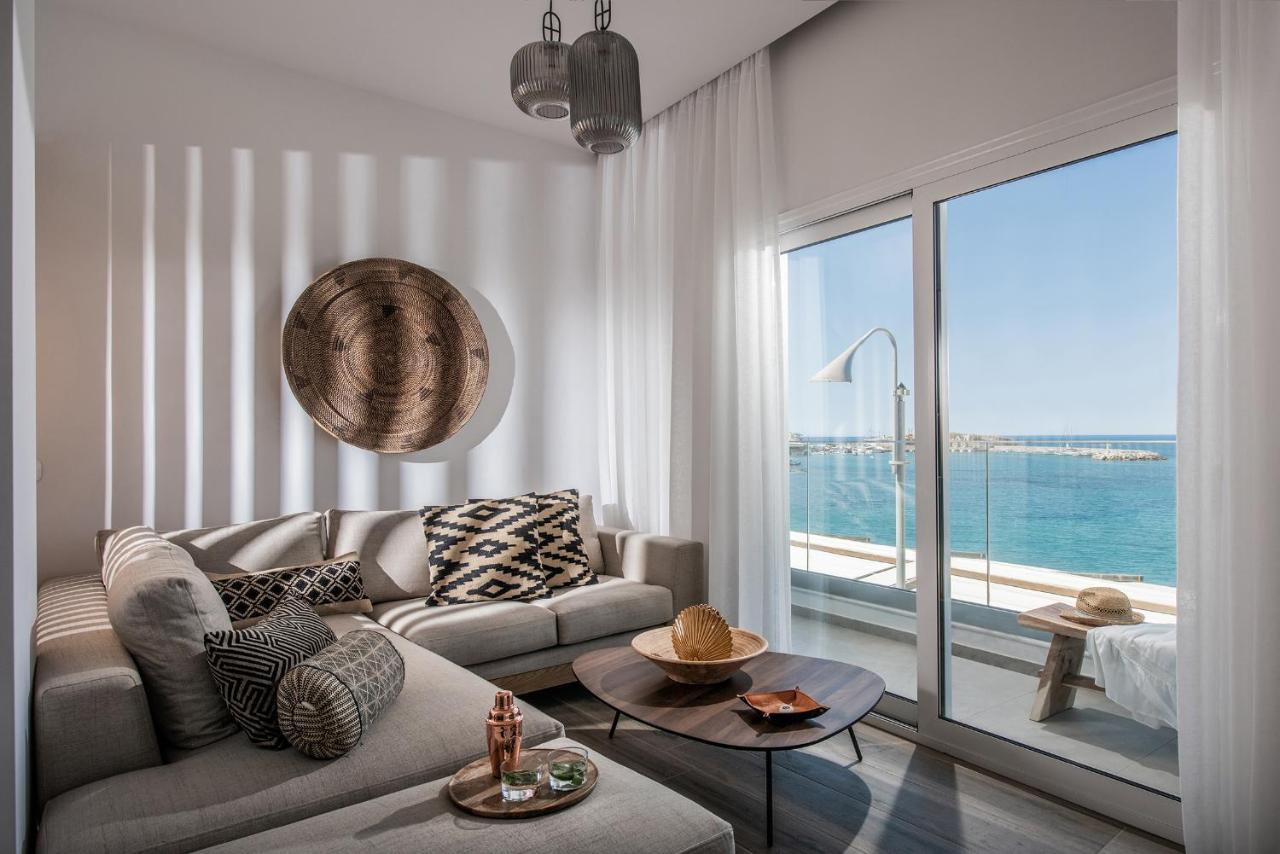 Khroma Luxury Suite 1 Beach Front Apartment Hersonissos  Exteriör bild