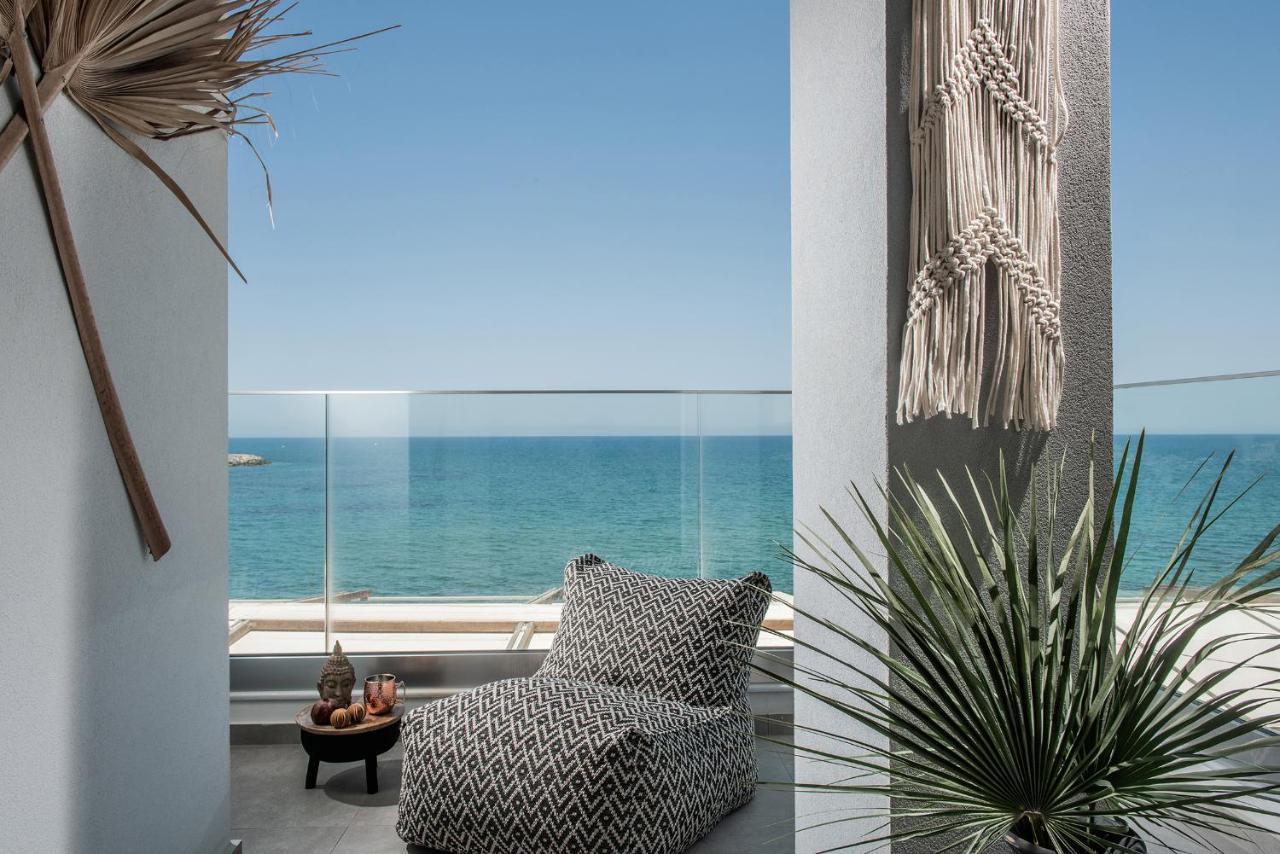 Khroma Luxury Suite 1 Beach Front Apartment Hersonissos  Exteriör bild