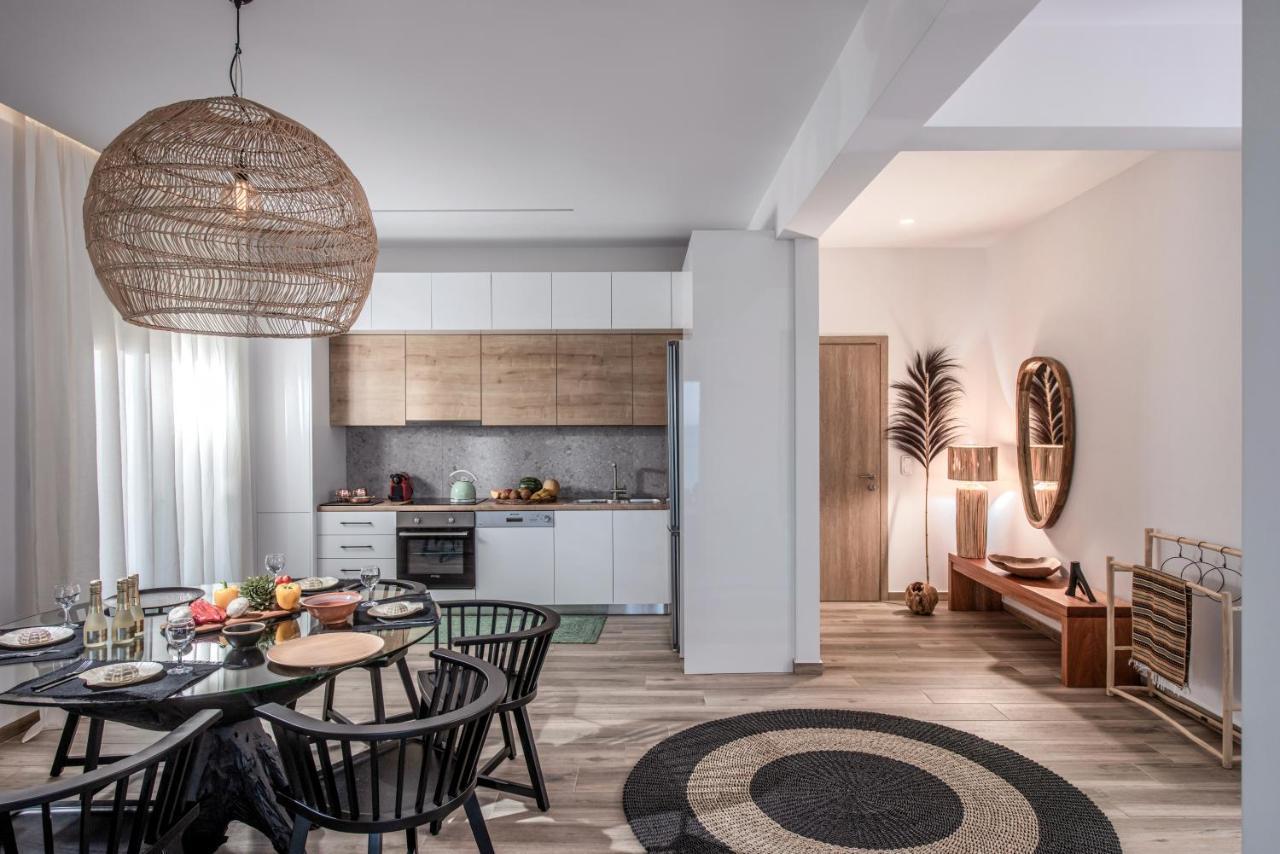 Khroma Luxury Suite 1 Beach Front Apartment Hersonissos  Exteriör bild