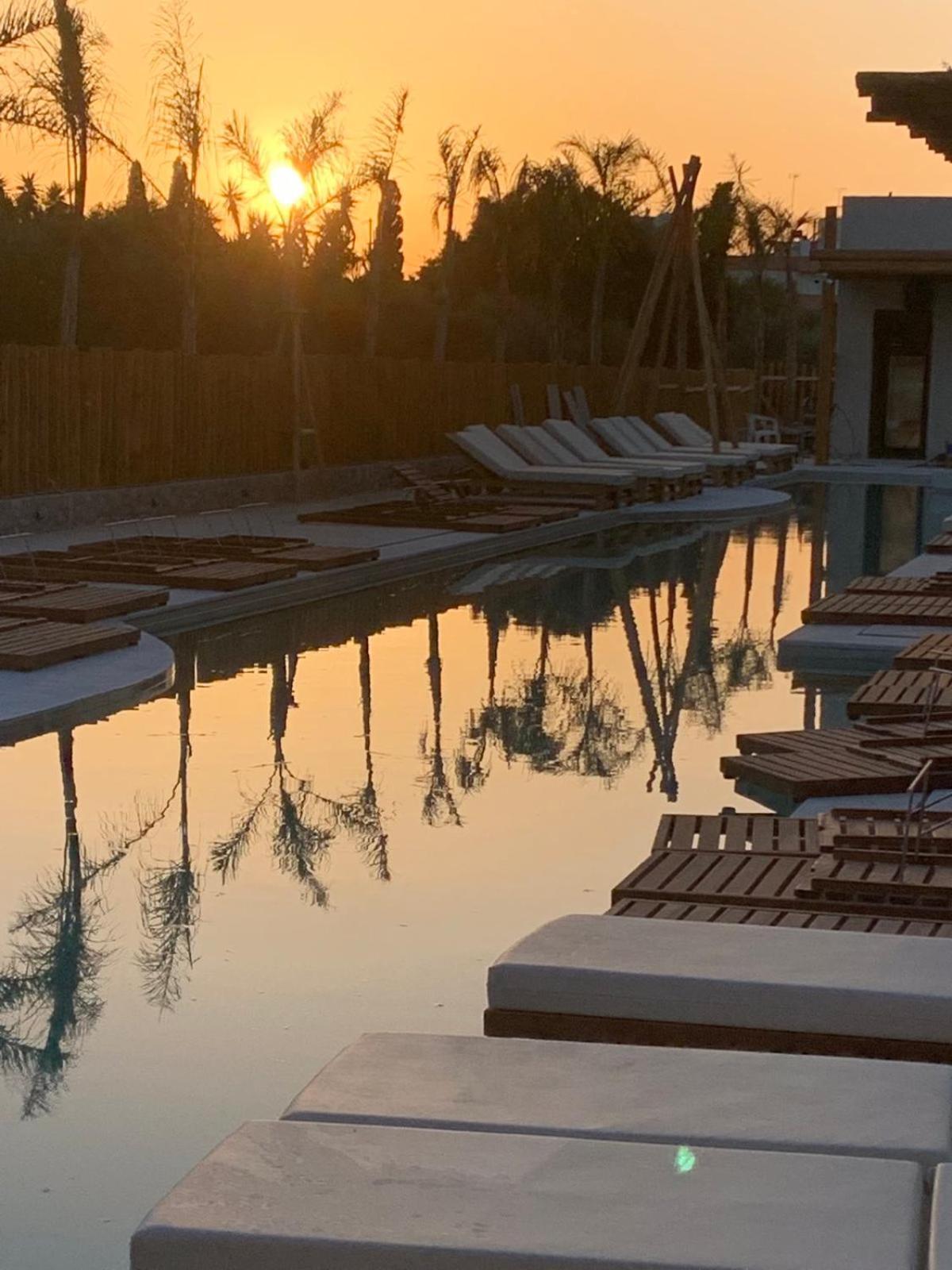 Khroma Luxury Suite 1 Beach Front Apartment Hersonissos  Exteriör bild
